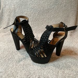 NWOT Strappy Platform Heels